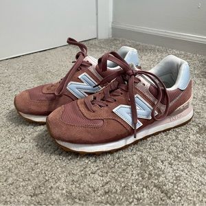 New Balance 574 in Rust/Mauve